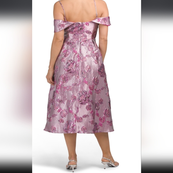 Beaded Floral Jacquard Cold Shoulder Cocktail Dress - Picture 3 of 7